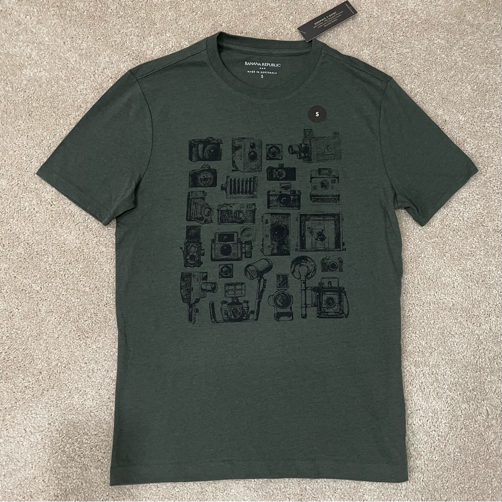 Men’s Banana Republic Graphic Tee